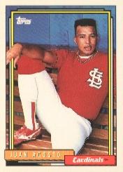 Juan Agosto baseball card